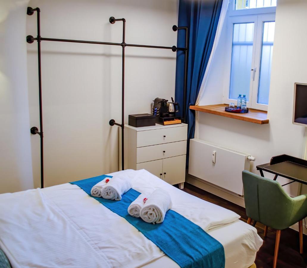 Apartment Homely 2 - Modern Self-check-in In